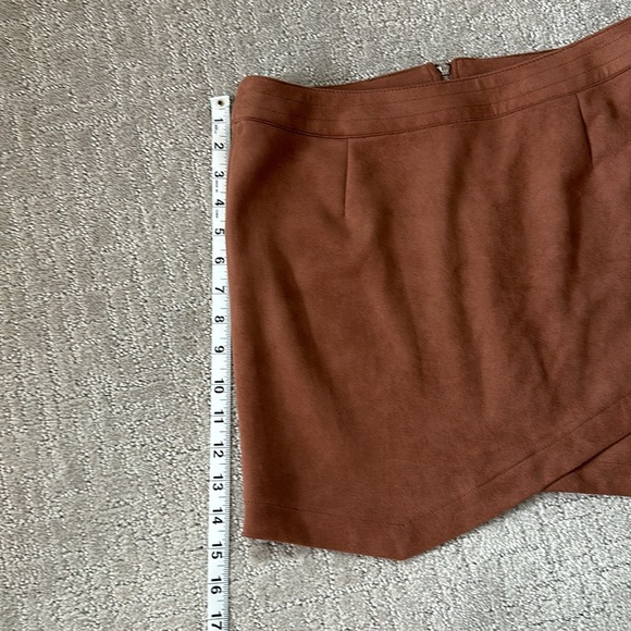 JACK Mini Skirt Faux Suede - Picture 7 of 7